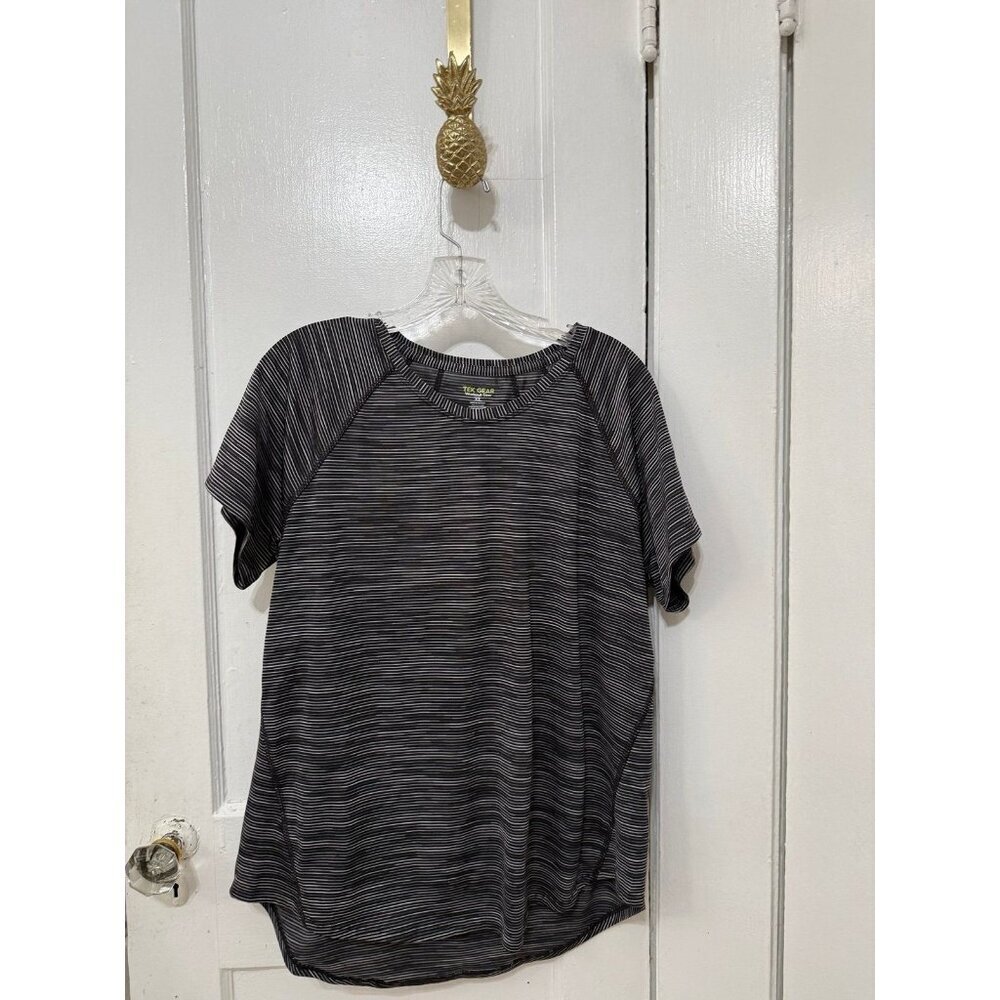 TEK Gear women’s size x-large gray athletic t-shirt